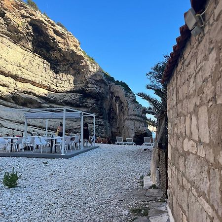 Holiday Home Stiniva Vis Exterior photo
