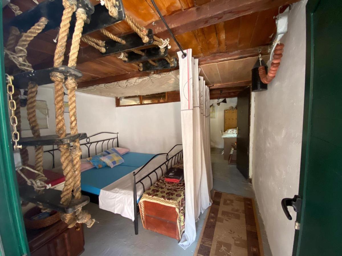 Holiday Home Stiniva Vis Exterior photo